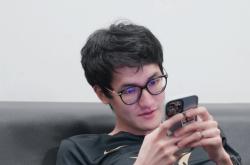 包含Rookie爆冷击败澳大利亚队，逆转引爆全场！的词条